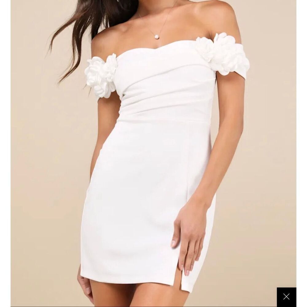 Lulus $89 Romantic Reputation White 3D Floral Applique Bodycon Mini Dress size X